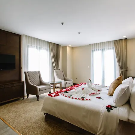 Duc Huy Grand Hotel And Spa Lao Cai Exterior photo