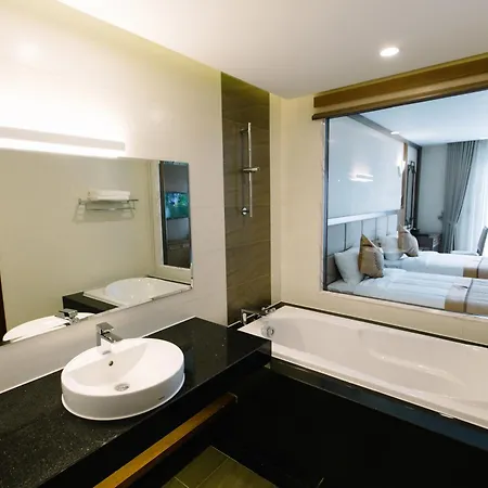 Duc Huy Grand Hotel And Spa Lao Cai Exterior photo