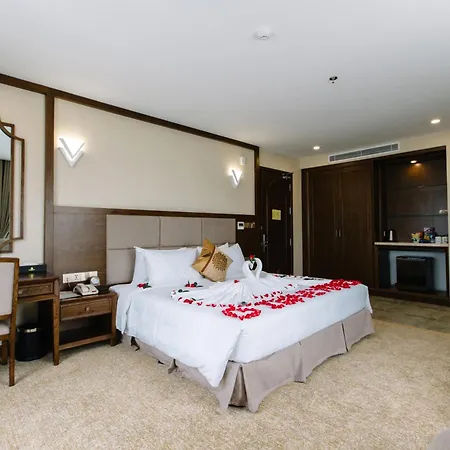 Duc Huy Grand Hotel And Spa Lao Cai Exterior photo
