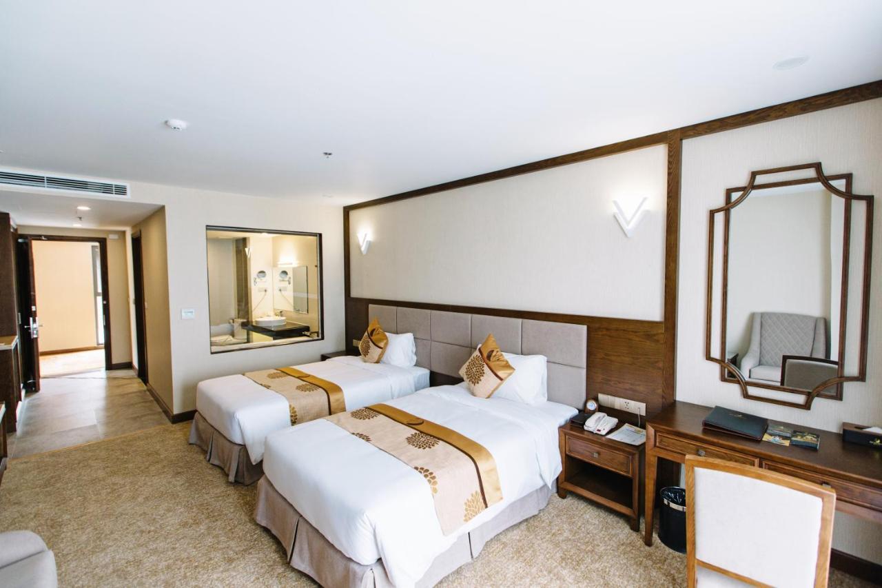 Отель Duc Huy Grand And 4*